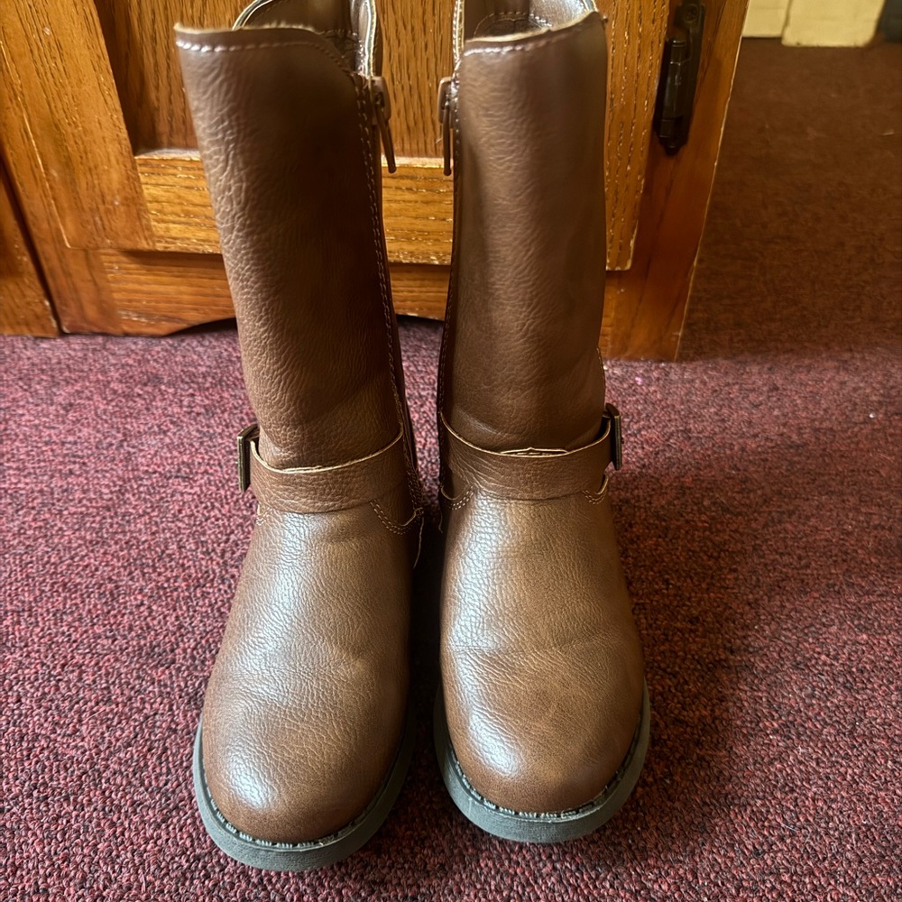 Knee high boots, wore one time, brand new